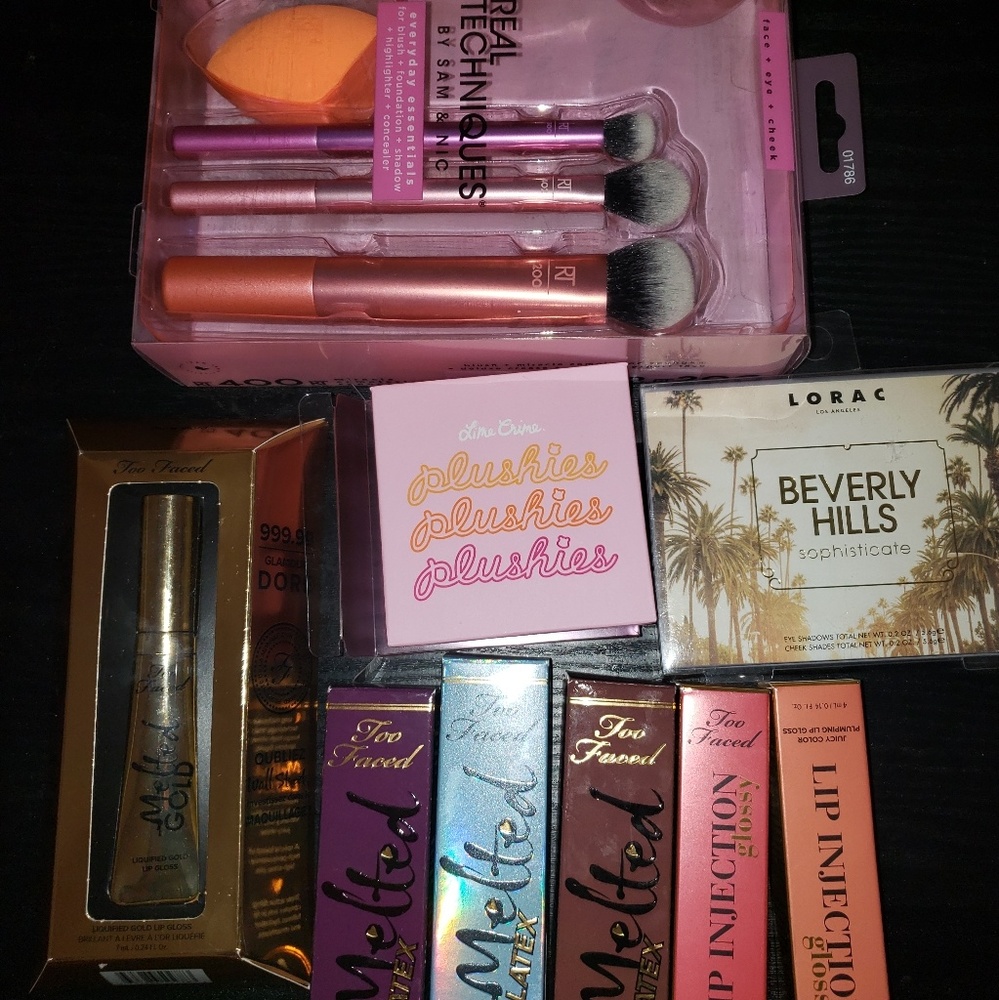 Too faced lipstick